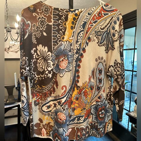 Chico's Multicolor Brown Orange Blue Floral Paisley  Blouse Knit Top Size Small - Picture 3 of 7